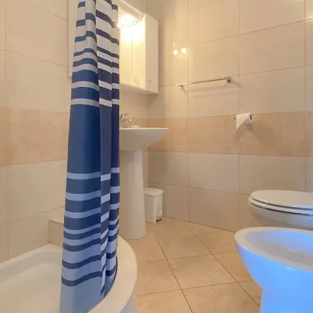 アパート Marina No 2