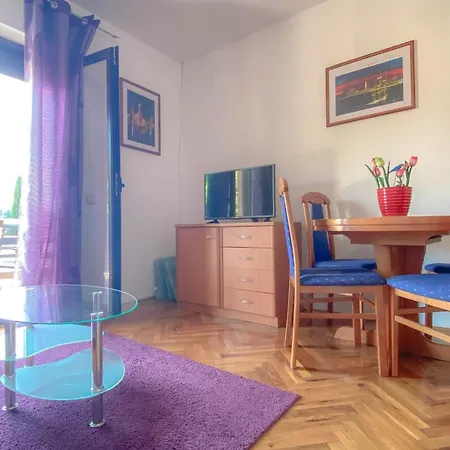 Marina No 2 * Novigrad Istria